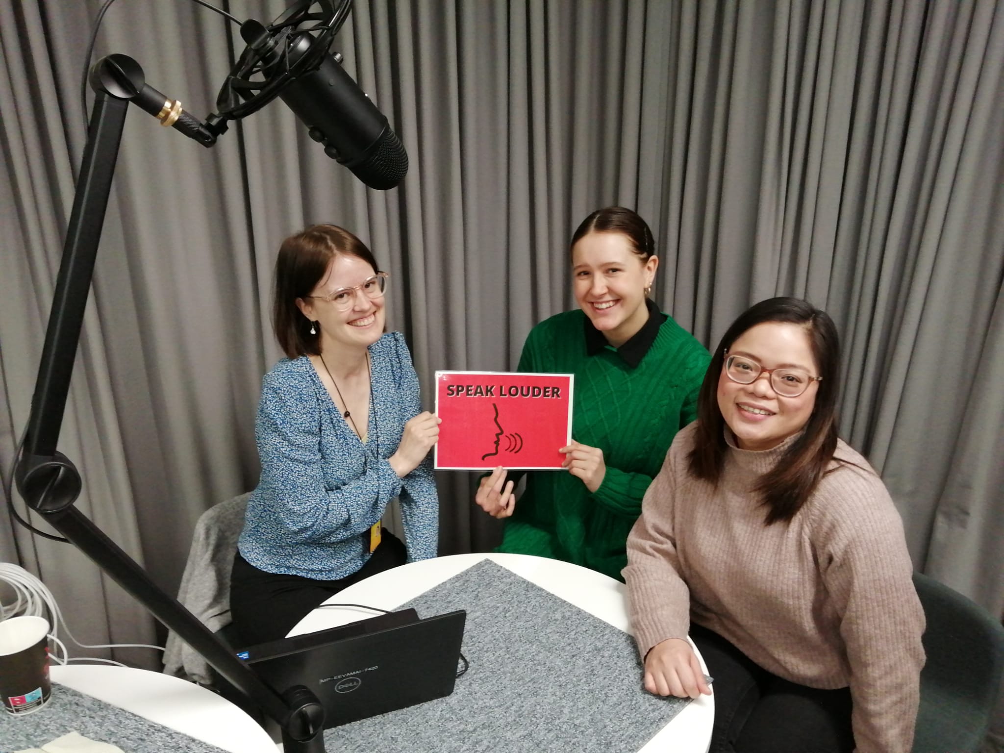 Eevamaija Isoheiniemi, Fanny Saartila, Melagros Jalijali.