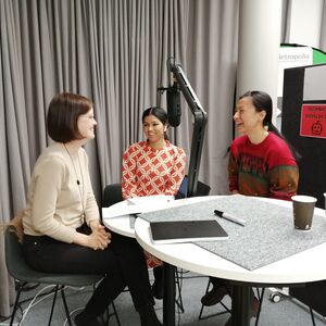 Eevamaija Isoheiniemi, Shammi Akhtar ja Jingyan Liu. 